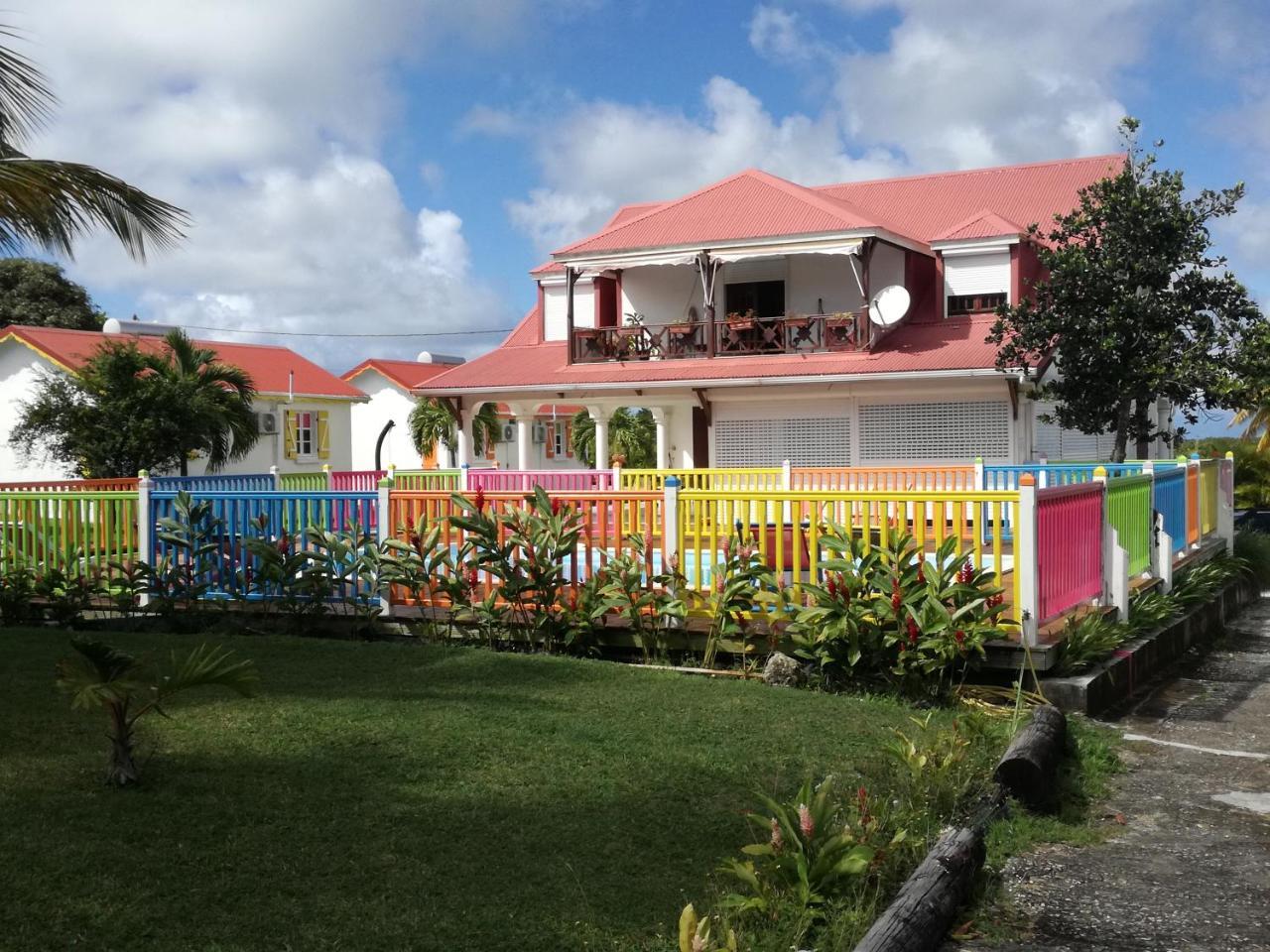 Au Jardin De Beausejour Hotell Capesterre Exteriör bild